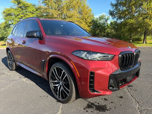 Used 2024 BMW X5 M60i AWD/4WD image 3