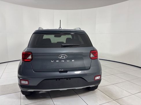 New 2026 Hyundai Venue SEL FWD image 4