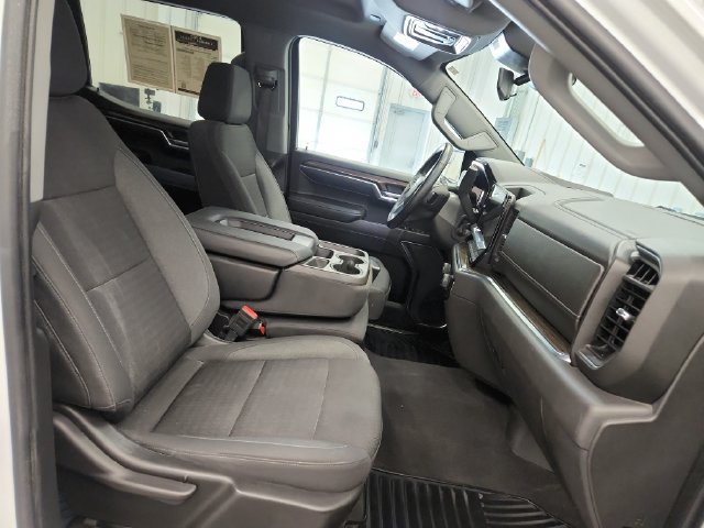 Used 2023 Chevrolet Silverado 1500 LT AWD/4WD image 24