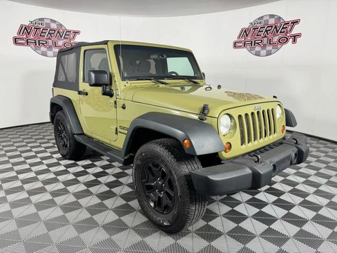 Used 2013 Jeep Wrangler Sport image 9