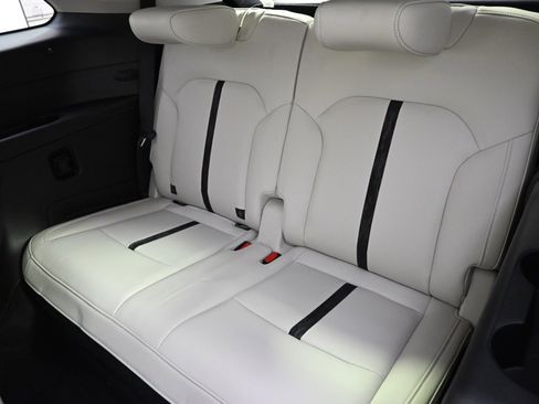 Certified 2025 MAZDA CX-90 3.3 Turbo S w/ Premium Plus image 22