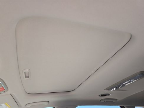 New 2025 Kia Telluride S image 23