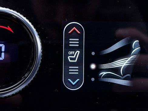 Used 2022 Genesis GV70 3.5T Sport w/ Sport Prestige Package image 30