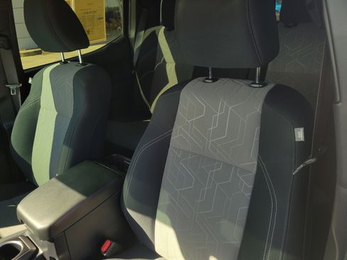 Used 2023 Toyota Tacoma 4x4 Double Cab image 16