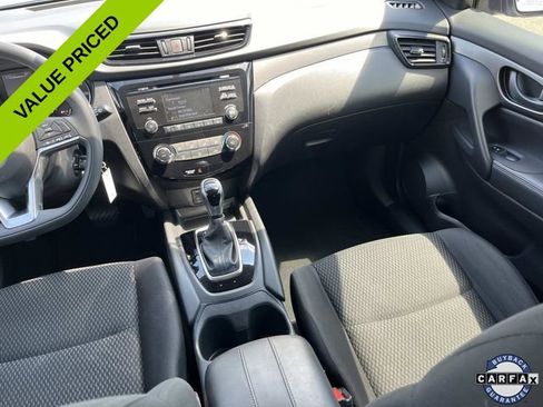 Used 2017 Nissan Rogue Sport S w/ S Appearance Package FWD image 11