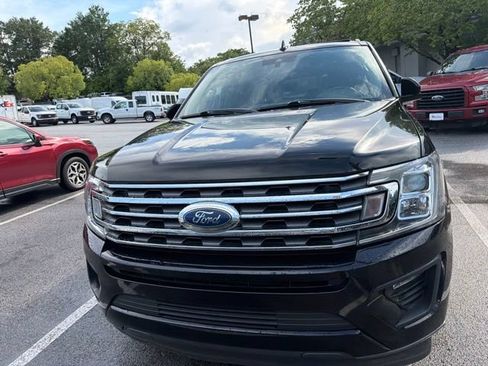 Used 2020 Ford Expedition XLT w/ Equipment Group 202A RWD image 2