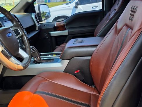 Used 2019 Ford F150 King Ranch w/ Equipment Group 601A Luxury AWD/4WD image 7
