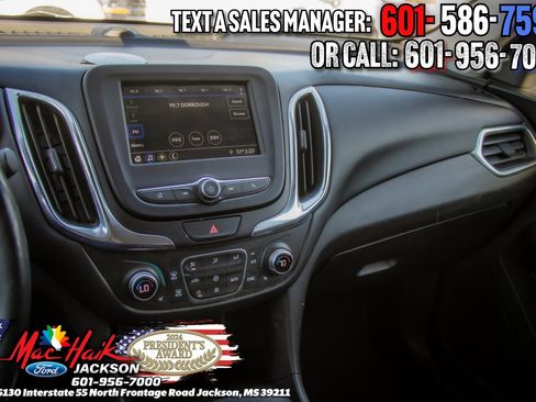 Used 2019 Chevrolet Equinox LT w/ Driver Convenience Package image 13