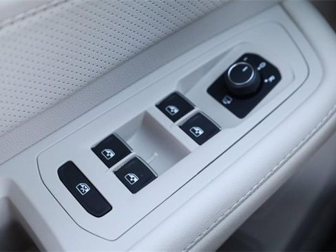 New 2026 Volkswagen Atlas SEL Premium R-Line image 23