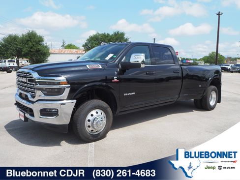 New 2025 RAM 3500 Longhorn image 1
