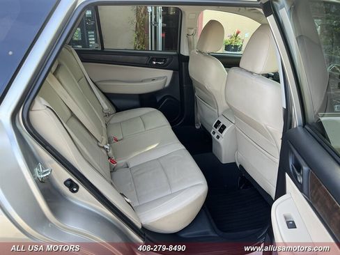 Used 2017 Subaru Outback 2.5i Limited AWD/4WD image 31