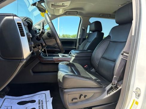Used 2015 GMC Sierra 1500 SLT w/ SLT Preferred Package AWD/4WD image 22