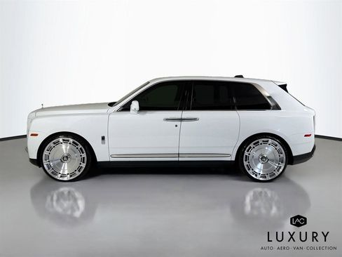 Used 2020 Rolls-Royce Cullinan image 7