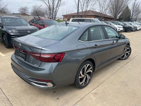 New 2026 Volkswagen Jetta SEL FWD image 6