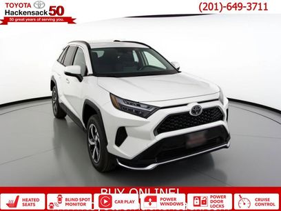 New 2025 Toyota RAV4 SE