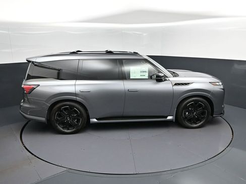 New 2026 INFINITI QX80 SPORT w/ Sport Exterior Package image 38