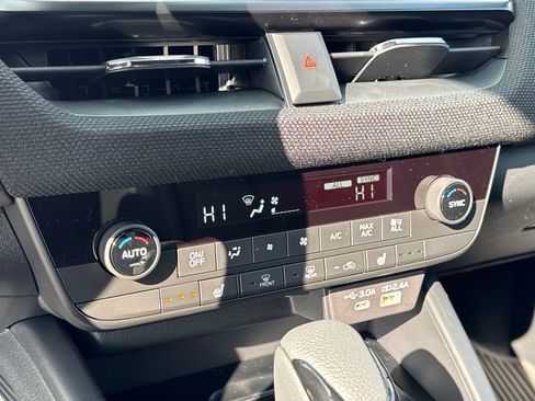 New 2026 Subaru Outback Premium image 26