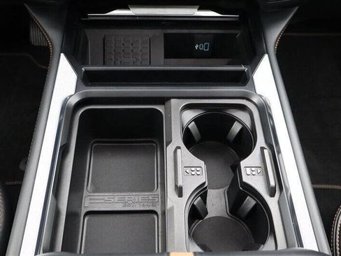 Used 2024 Ford F350 Platinum w/ FX4 Off-Road Package image 21