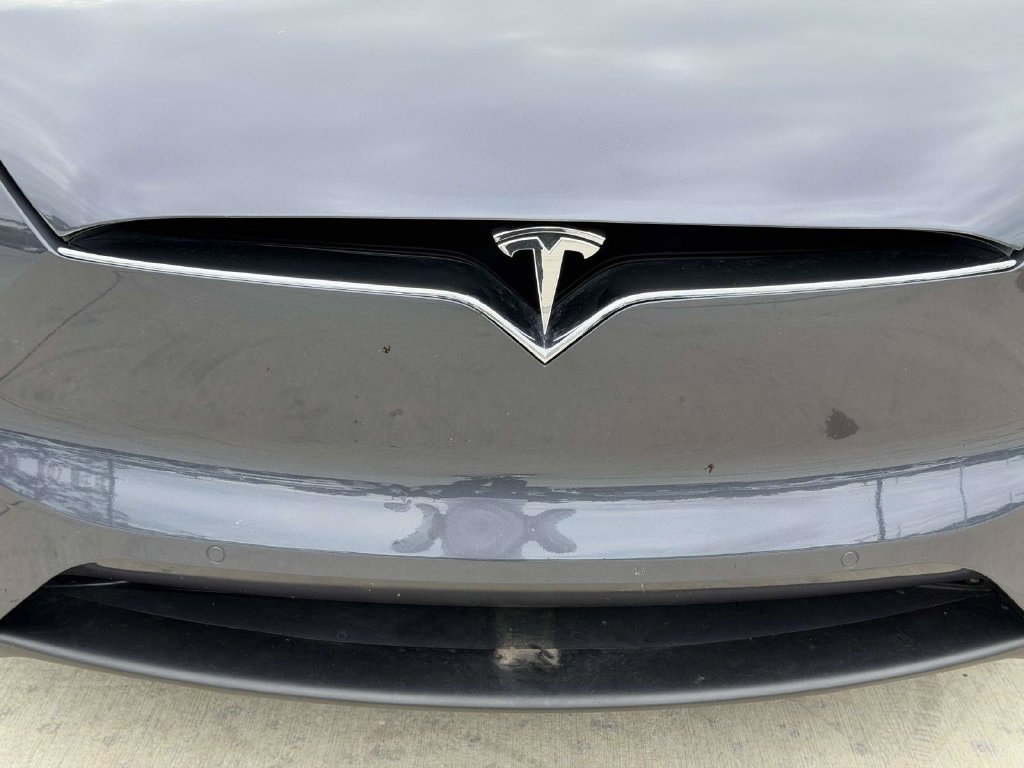 Used 2020 Tesla Model X Long Range AWD/4WD image 3