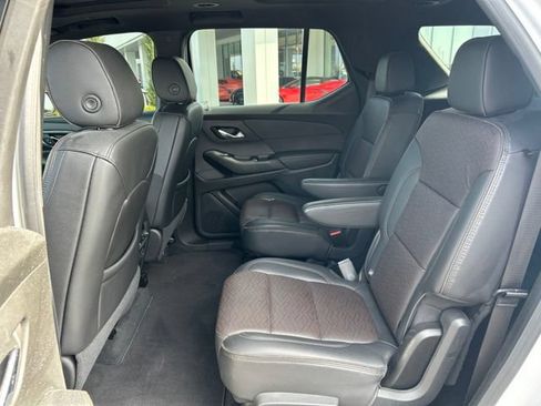 Used 2022 Chevrolet Traverse High Country AWD/4WD image 26