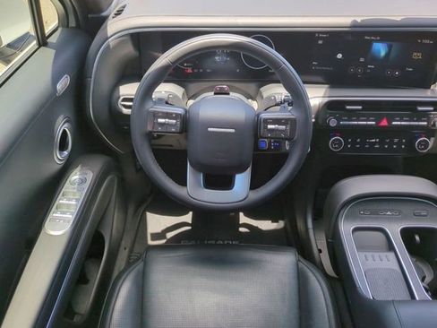 Used 2026 Hyundai Palisade Calligraphy FWD image 16