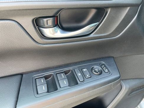 Certified 2025 Honda CR-V LX image 19