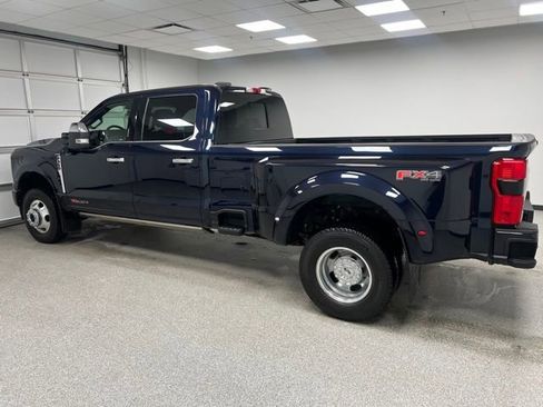 Used 2024 Ford F350 Platinum image 7