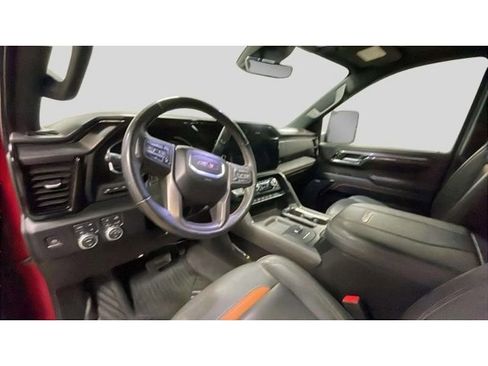 Used 2024 GMC Sierra 2500 AT4 w/ AT4 Premium Plus Package AWD/4WD image 12