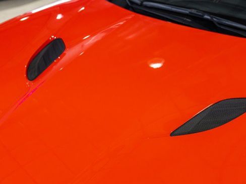 Used 2019 Ferrari Portofino RWD image 13