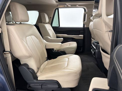 Used 2022 Ford Expedition Max Platinum RWD image 32