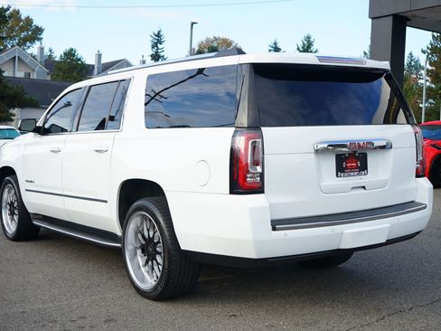 Used 2015 GMC Yukon XL Denali w/ Touring Package image 3