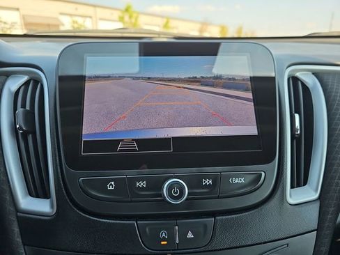 Used 2024 Chevrolet Malibu LT image 14