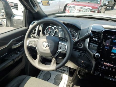 Used 2026 RAM 2500 Big Horn AWD/4WD image 17