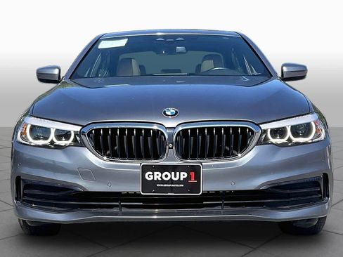 Used 2019 BMW 530i xDrive w/ Premium Package AWD/4WD image 3