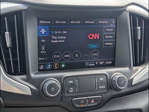 Used 2023 GMC Terrain SLT w/ Tech Package FWD image 14