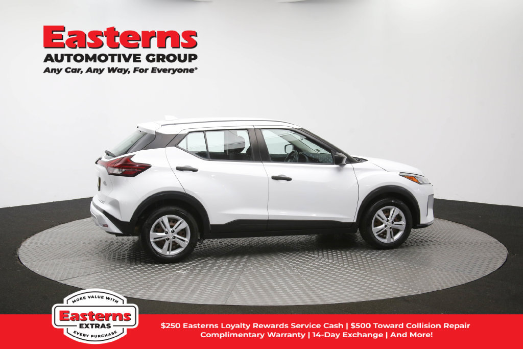Used 2022 Nissan Kicks S FWD image 43