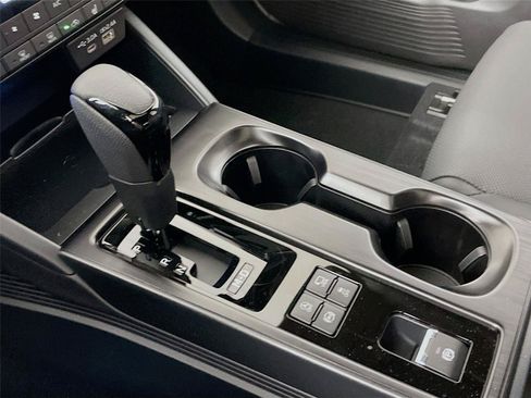 New 2026 Subaru Outback Touring AWD/4WD image 18