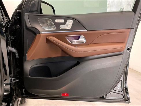 Used 2025 Mercedes-Benz GLE 350 4MATIC image 22