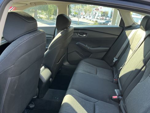 Used 2024 Honda Accord EX image 11