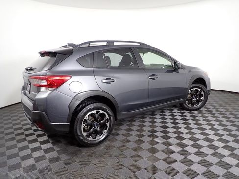Used 2022 Subaru Crosstrek 2.0i Premium AWD/4WD image 19
