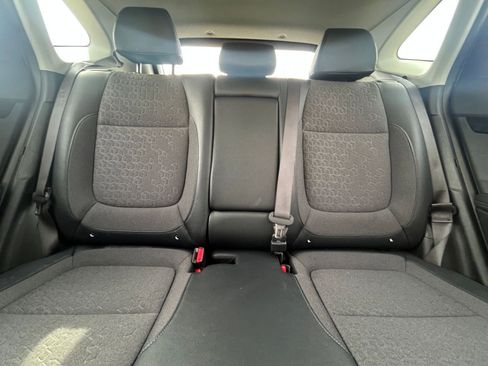 Used 2025 Kia Seltos S image 39