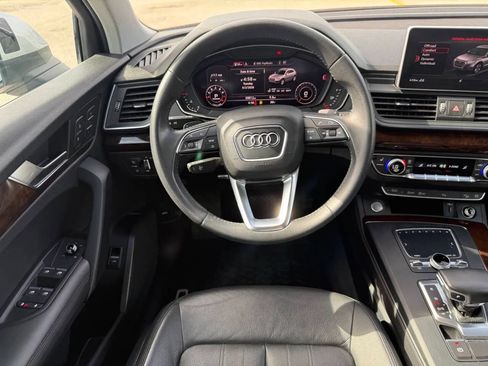 Used 2019 Audi Q5 2.0T Premium Plus AWD/4WD image 31