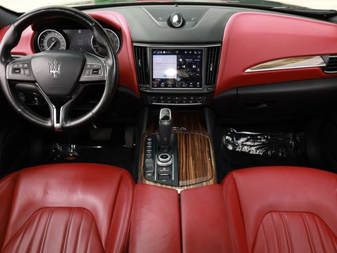 Used 2022 Maserati Levante Modena image 26