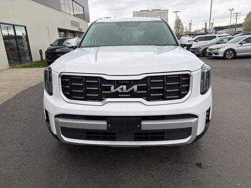 Used 2025 Kia Telluride S image 3