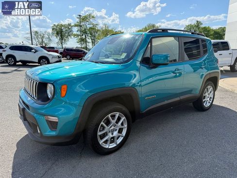 Used 2021 Jeep Renegade Latitude AWD/4WD image 2