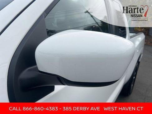 Certified 2025 Nissan Frontier SV image 22