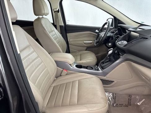 Used 2015 Ford Escape SE w/ Equipment Group 201A FWD image 25