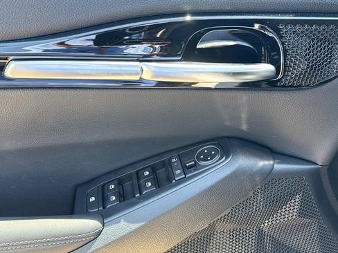 New 2026 Kia Seltos S FWD image 21