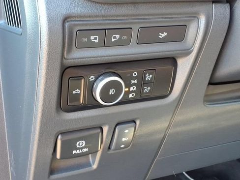 Used 2023 Ford F150 Lariat w/ Equipment Group 502A High AWD/4WD image 23