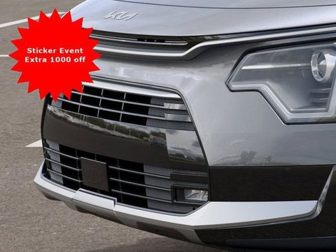 New 2025 Kia Niro EX Touring image 15